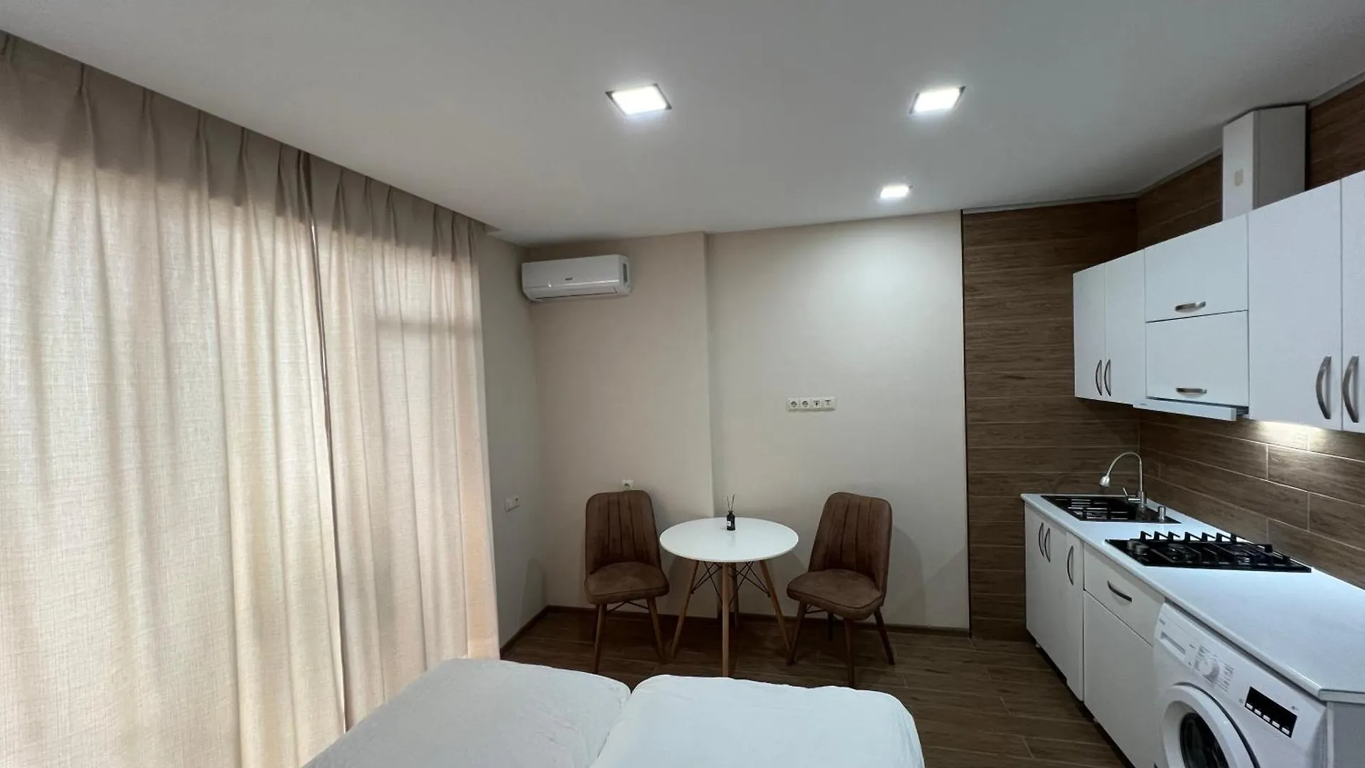 Hotel Paris 바투미